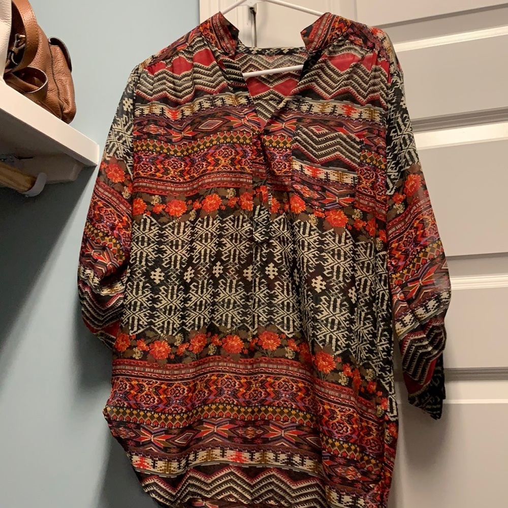 Sheer three quarter sleeve layering top